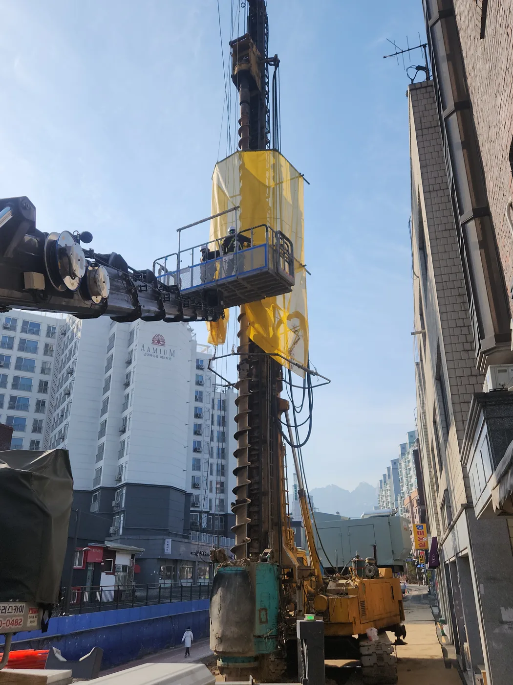 도로 시설물 인접 현장