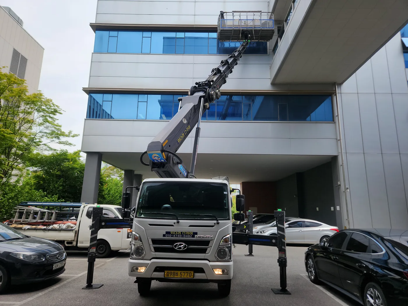 건물 처마·연결부 현장