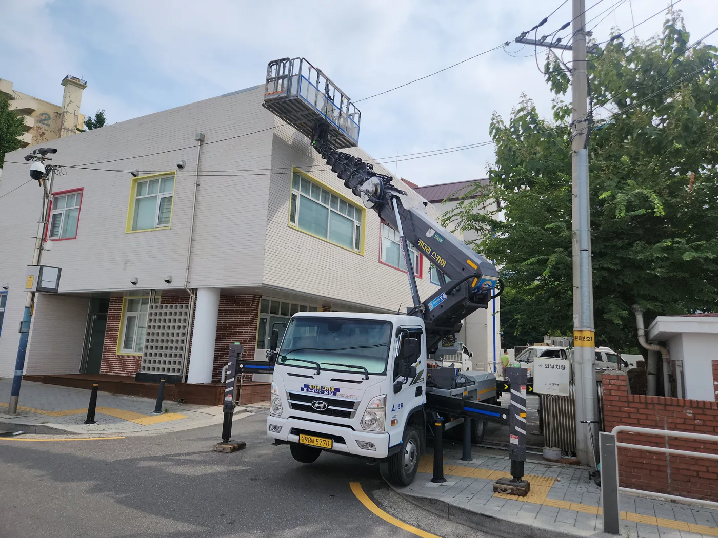 주택 주변 외벽 현장